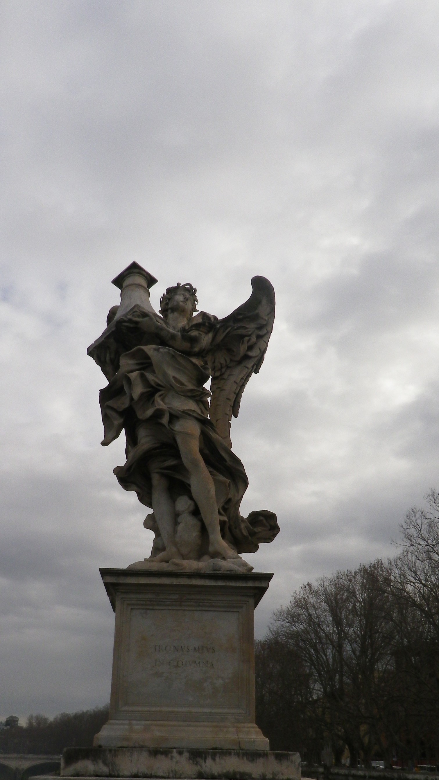 Ángel con la columna (Antonio Beams, inscripción "Tronus meus in columna").